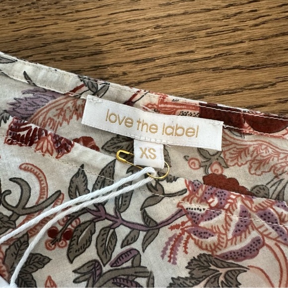 Anthropologie Love The Label One Balloon Sleeve Floral Peplum Blouse XS NWT - Picture 3 of 8